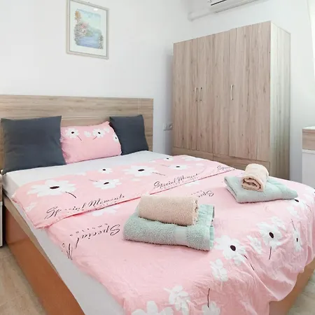 Awesome In With Wifi Apartment